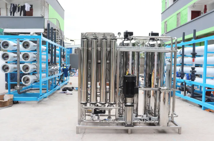 Reverse Osmosis Machine Small Size with Cheap Price for Salty Water Purification Water Treatment Machine for Tap Water Purified Drinking Water Filter for Home